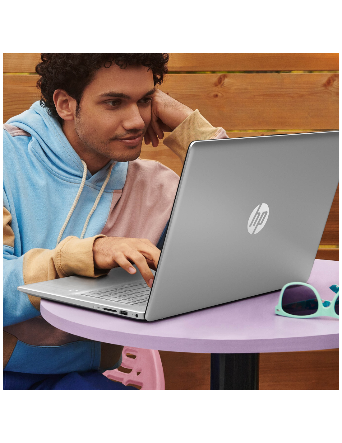 Core i5-1235U - U15 16GB DDR4 2DM 3200 512GB PCIe value 0Intel Iris Xe 17.3 FHDAntiglare IPS 250 nits Narrow border flat SRP: 69